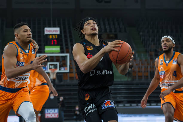 具竞争力的 具竞争力的