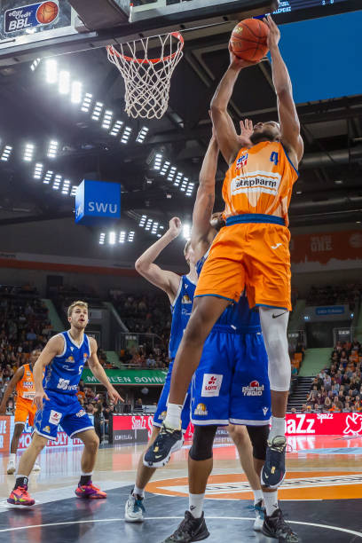 约基奇完成 约基奇完成